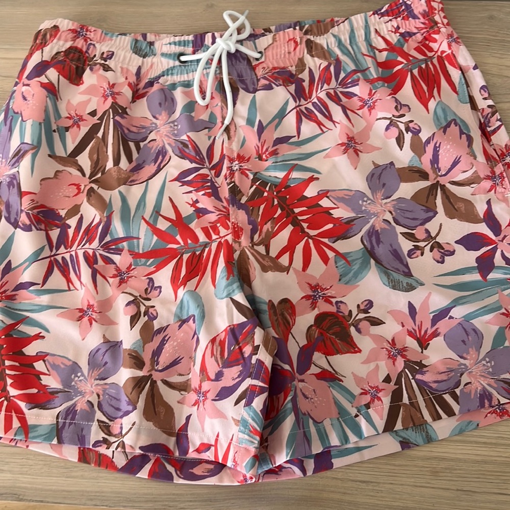 Citrine swim men’s swim trunks - size large - NWT